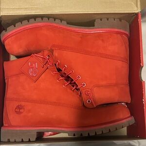 Timberland Bright Red Box with Logo